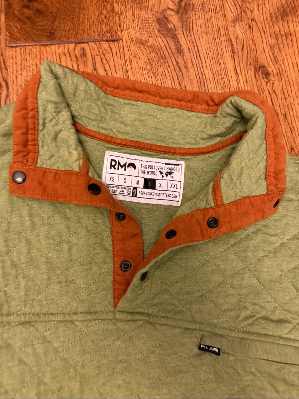 Rock Monkey Outfitters Quilted Pullover L Perfect Condition Smoke And Pet Free View 2